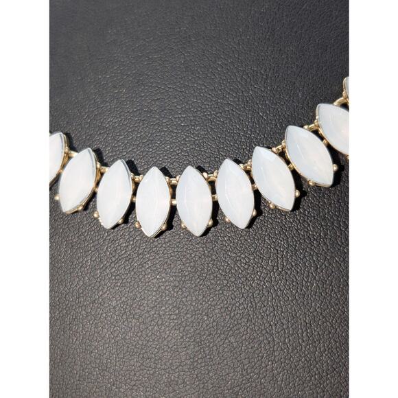 Vintage Marquis Opalish Crystal Rhinestone Gold Tone 17"-20" Necklace - Picture 3 of 6